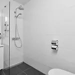Sutor Hotel מלון ברדה